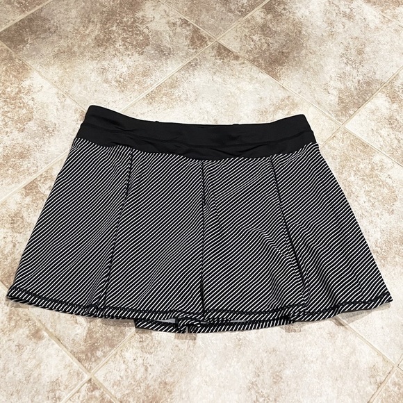 Kyodan Black & White Striped Mid Rise Athletic Skort Pull On Elastic Waist Large - Picture 2 of 9